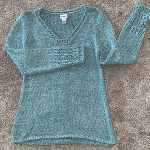 Women’s Sweater Size M/L